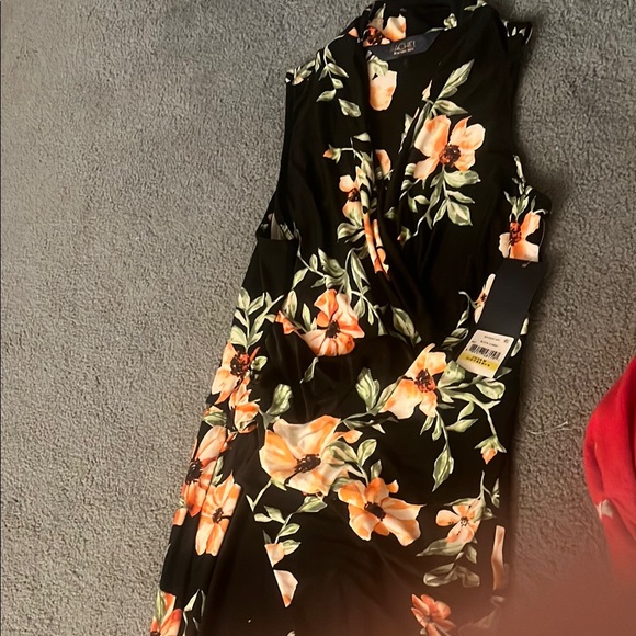 Floral Black Midi Dress - Picture 5 of 6